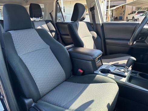 Used 2019 Toyota 4Runner SR5 image 7