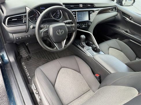 Used 2019 Toyota Camry LE image 13