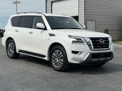 Used 2021 Nissan Armada SV w/ SV Appearance Package AWD/4WD image 2