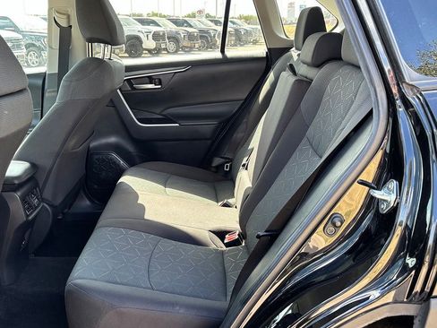 Used 2023 Toyota RAV4 XLE FWD image 14