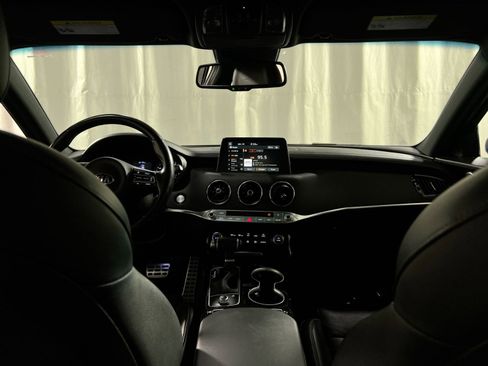 Used 2020 Kia Stinger GT-Line w/ Sun & Sound Package image 17