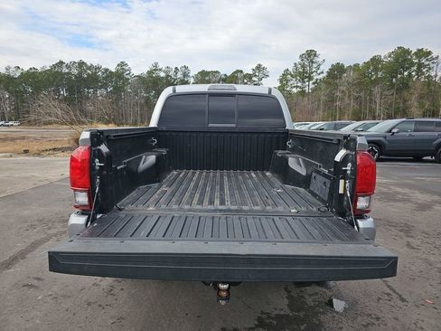 Used 2023 Toyota Tacoma SR image 15