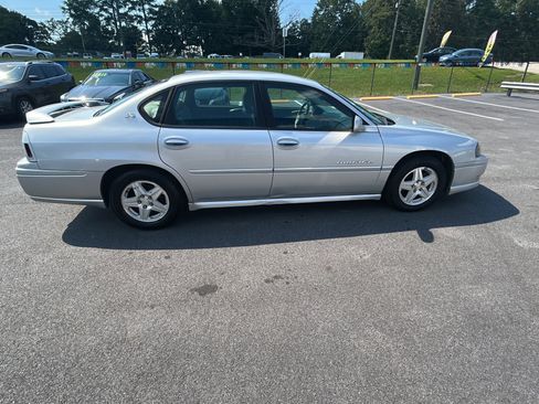 Used 2004 Chevrolet Impala LS w/ Preferred Equipment Group FWD image 6