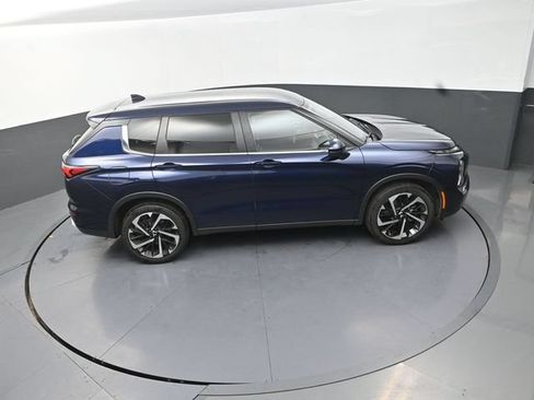 Used 2024 Mitsubishi Outlander FWD image 18