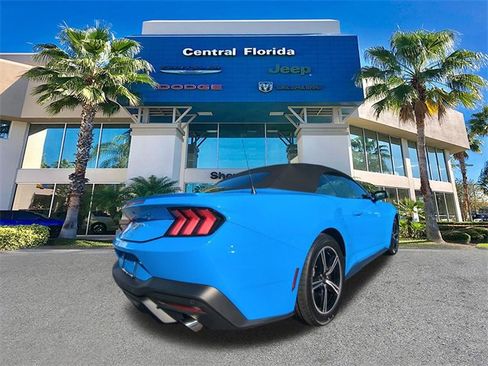 Used 2024 Ford Mustang Premium image 5