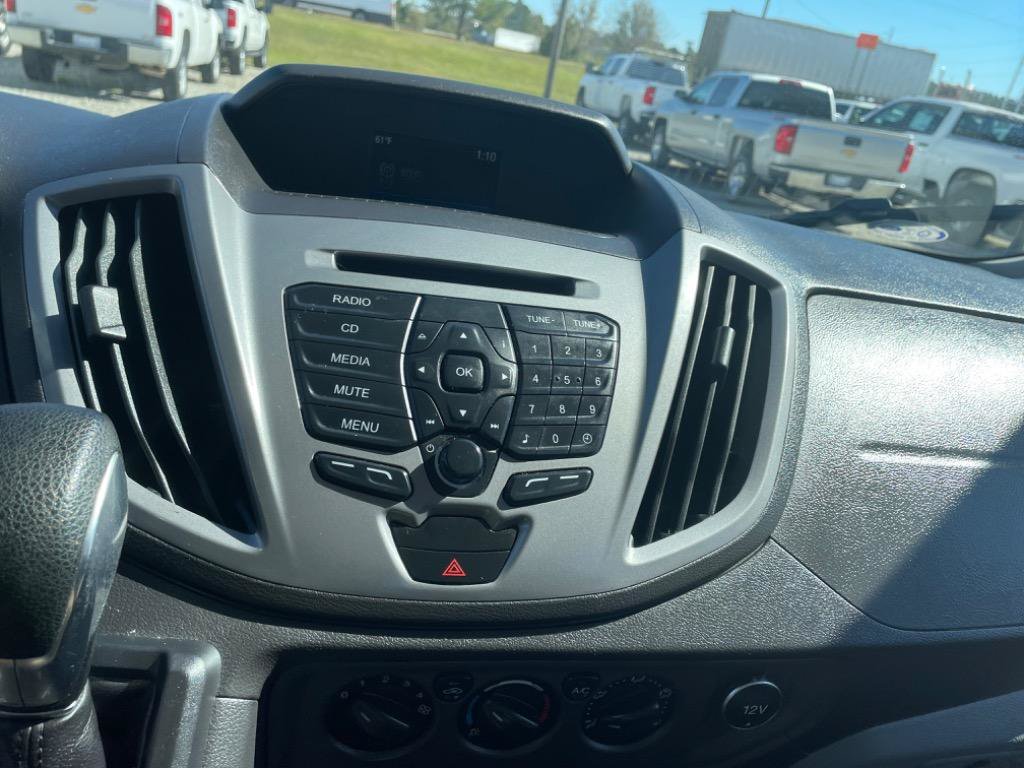 Used 2019 Ford Transit 150 XLT RWD image 10