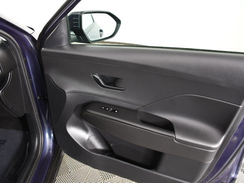 Used 2025 Hyundai Kona SEL image 39