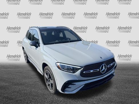 Certified 2026 Mercedes-Benz GLC 300 image 2