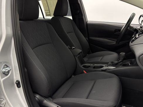 Used 2024 Toyota Corolla LE w/ LE Convenience Package image 32