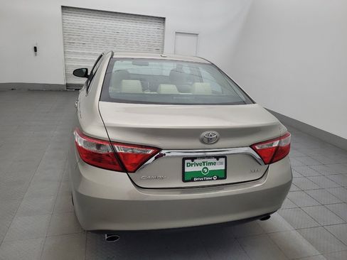 Used 2015 Toyota Camry XLE image 6