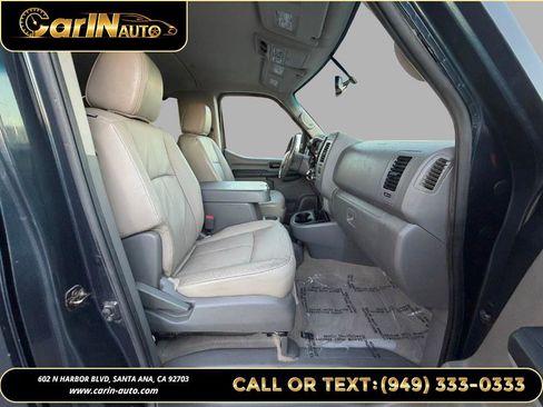 Used 2016 Nissan NV 3500 SL image 11