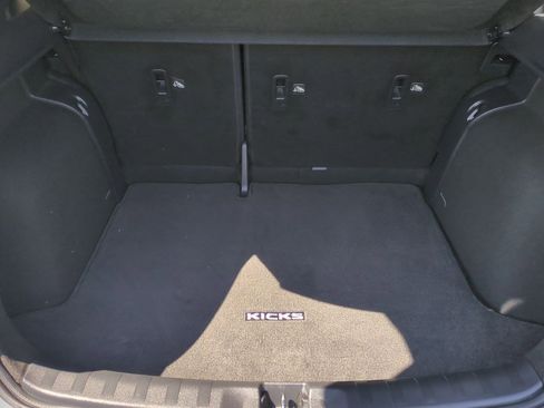 Certified 2023 Nissan Kicks SV image 22