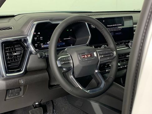 New 2026 GMC Canyon Elevation image 6