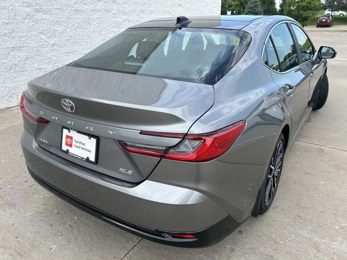 Certified 2025 Toyota Camry XLE FWD image 6