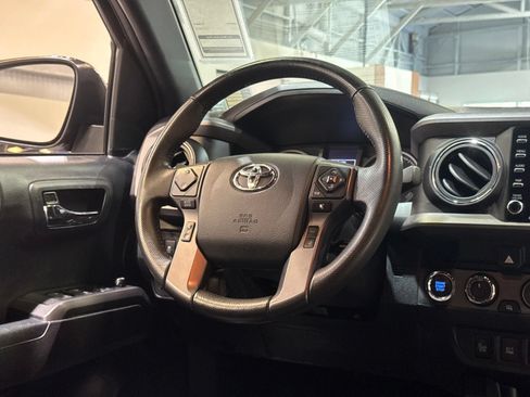 Used 2020 Toyota Tacoma TRD Pro AWD/4WD image 46