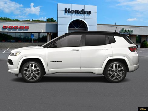 New 2025 Jeep Compass Limited w/ High Altitude Package image 3