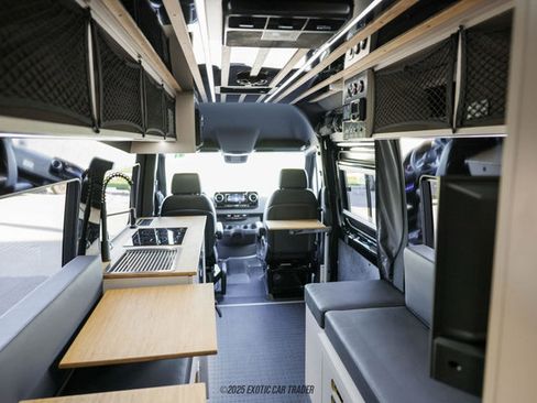 Used 2024 Mercedes-Benz Sprinter 2500 image 80