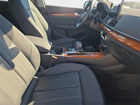 Used 2023 Audi Q5 2.0T Premium Plus w/ Premium Plus Package image 12