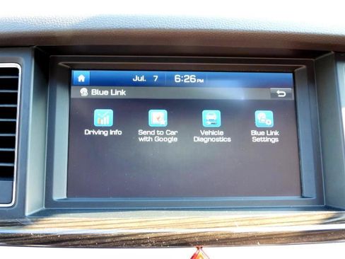 Used 2015 Hyundai Genesis 3.8 image 41