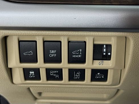 Used 2016 Subaru Outback 2.5i Limited AWD/4WD image 21