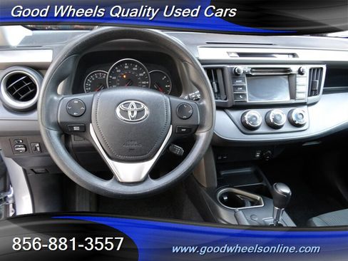 Used 2016 Toyota RAV4 LE FWD image 15