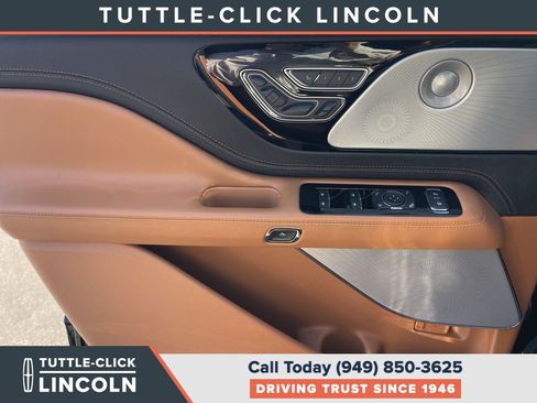 Certified 2022 Lincoln Aviator Black Label Grand Touring AWD/4WD image 21