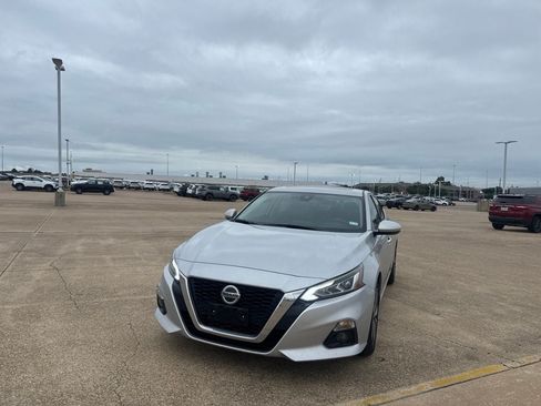 Certified 2022 Nissan Altima 2.5 SL FWD image 6