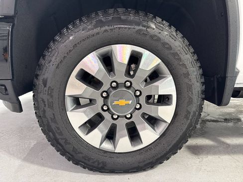 New 2026 Chevrolet Silverado 2500 Custom w/ Custom Value Package AWD/4WD image 44