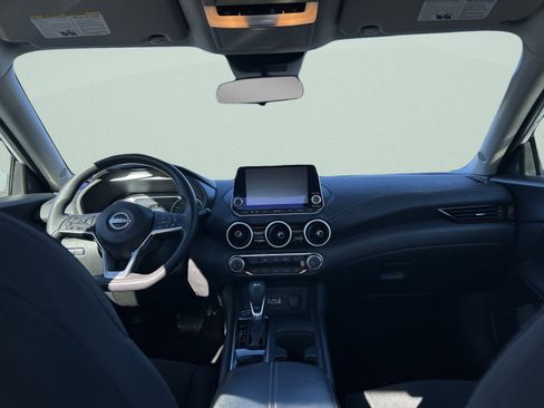 Used 2024 Nissan Sentra SV image 27