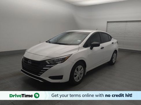 Used 2025 Nissan Versa S w/ Trunk Package FWD image 1