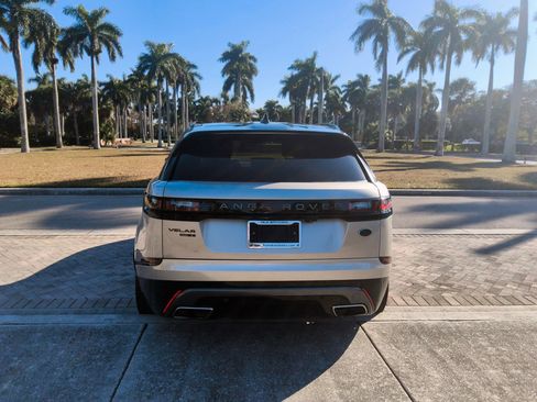 Used 2020 Land Rover Range Rover Velar R-Dynamic S image 17