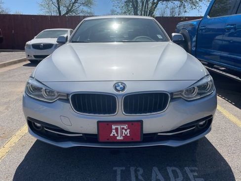 Used 2018 BMW 330i Sedan image 3