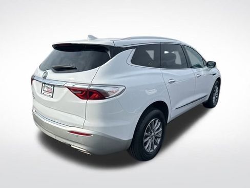 Used 2024 Buick Enclave Premium image 6