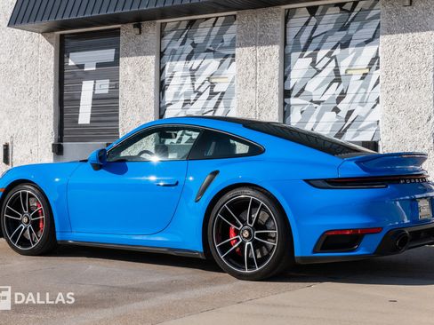 Used 2022 Porsche 911 Turbo image 10