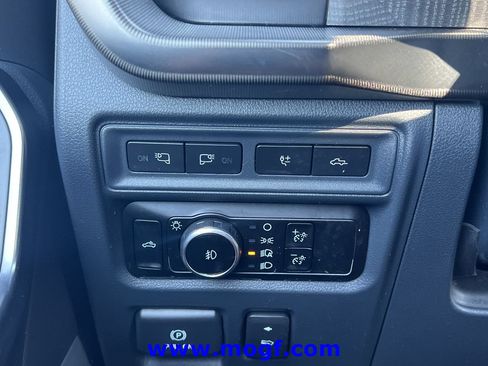 Used 2023 Ford F150 Platinum w/ Equipment Group 701A High AWD/4WD image 18
