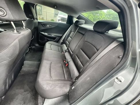 Used 2024 Chevrolet Malibu LT FWD image 24