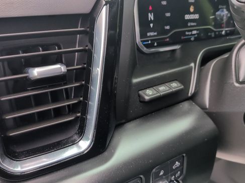 Used 2024 GMC Sierra 1500 Denali w/ Technology Package AWD/4WD image 42