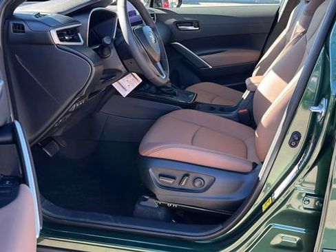 New 2026 Toyota Corolla Cross XLE image 18