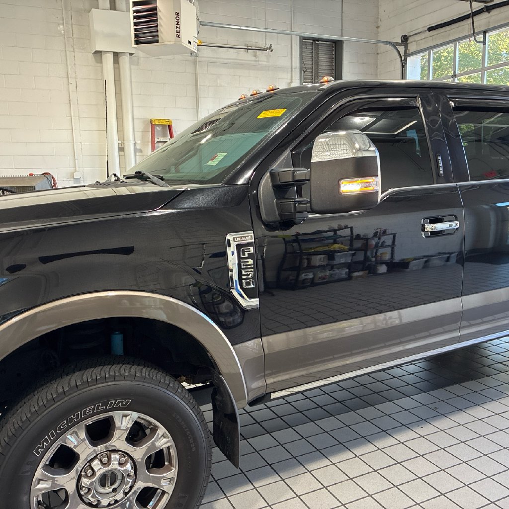 Used 2021 Ford F250 King Ranch w/ King Ranch Ultimate Package AWD/4WD image 6