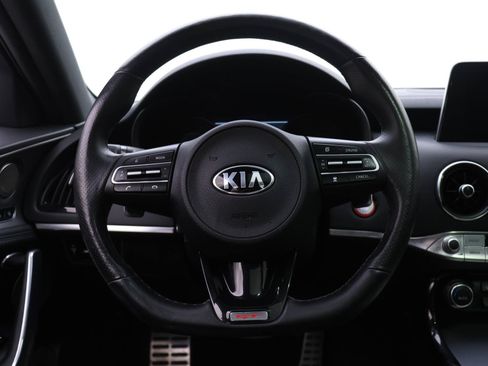 Used 2020 Kia Stinger GT1 image 12