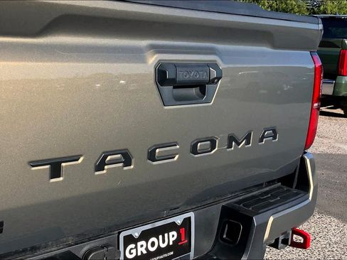 Used 2024 Toyota Tacoma TRD Off-Road AWD/4WD image 30