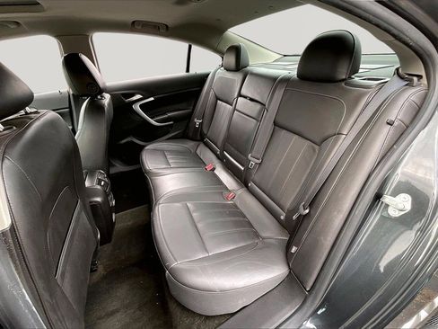 Used 2017 Buick Regal Premium image 24