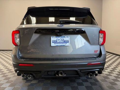 Used 2022 Ford Explorer ST w/ Equipment Group 401A AWD/4WD image 9