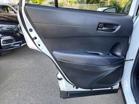 Used 2023 Toyota Corolla Cross LE AWD/4WD image 50