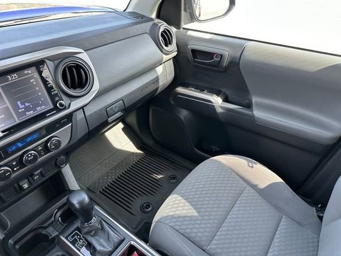 Used 2023 Toyota Tacoma SR5 w/ Technology Package AWD/4WD image 28