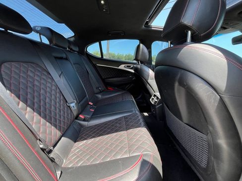 Used 2019 Genesis G70 3.3T Advanced w/ Sport Package RWD image 27
