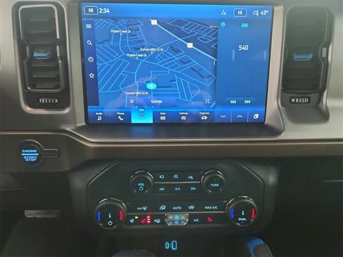 Used 2022 Ford Bronco Outer Banks image 18