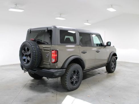 New 2025 Ford Bronco Big Bend w/ Black Diamond Package image 8