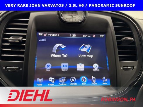 Used 2013 Chrysler 300 C image 34