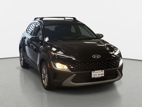 Used 2022 Hyundai Kona SEL image 3